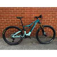 2nd Hand  Orbea Rise M10 Medium Electric Mountain Bike 2022 Green/Ocean